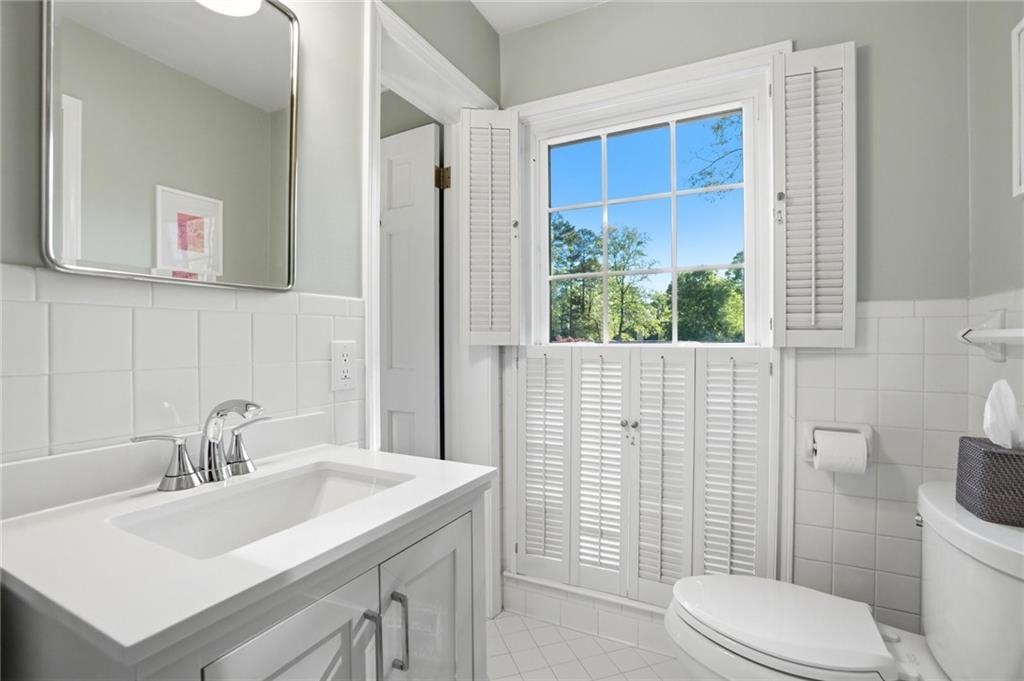 957 Richmond Hill Drive