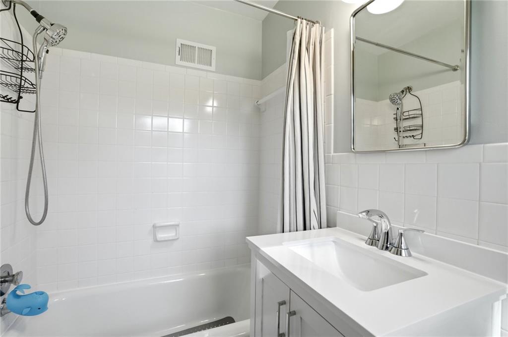 957 Richmond Hill Drive