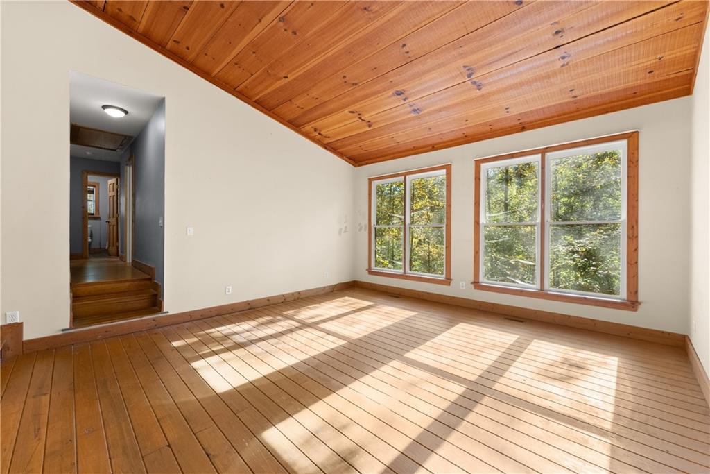 773 Shorewood Circle