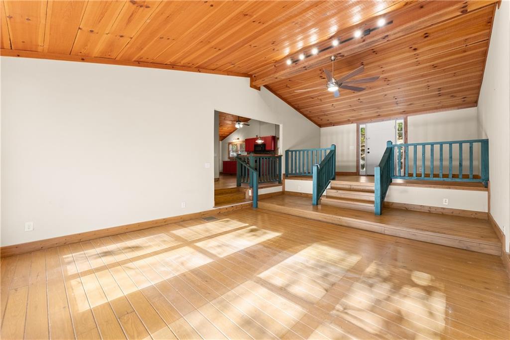 773 Shorewood Circle