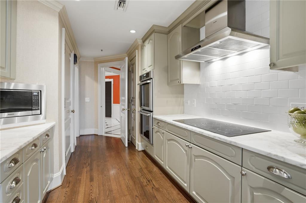 2660 Peachtree Road NW Unit 20G