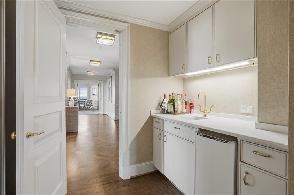 2660 Peachtree Road NW Unit 20G