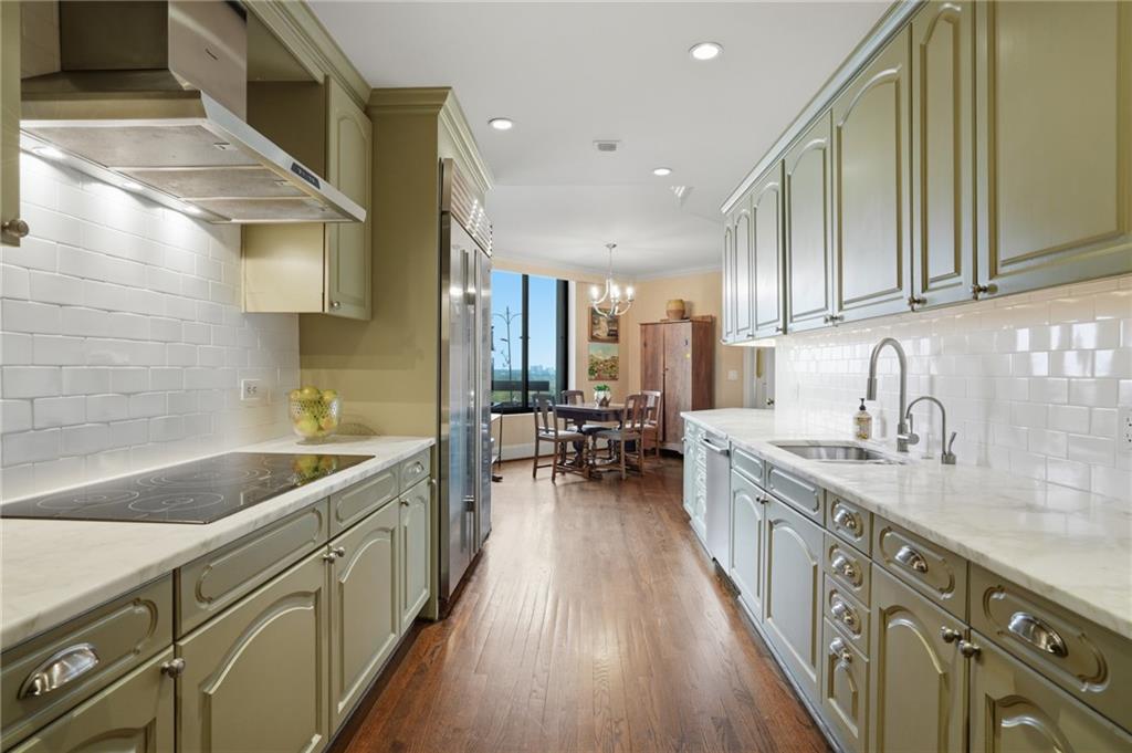 2660 Peachtree Road NW Unit 20G