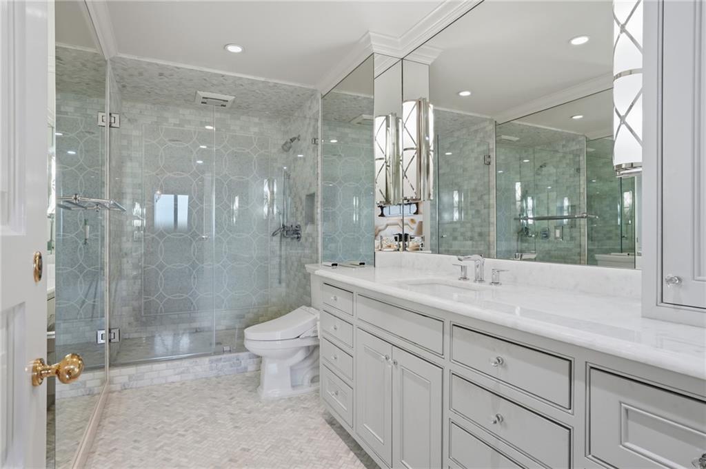 2660 Peachtree Road NW Unit 20G