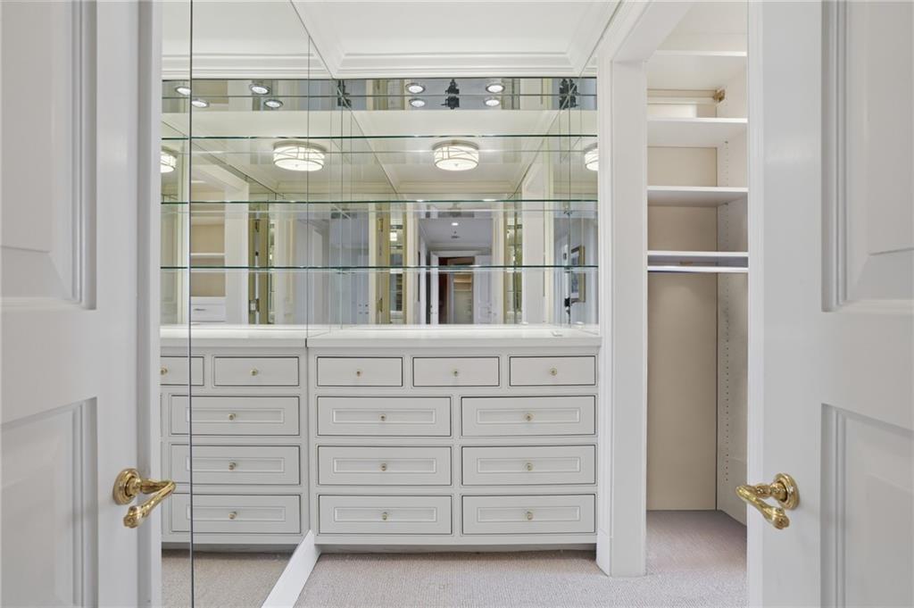 2660 Peachtree Road NW Unit 20G