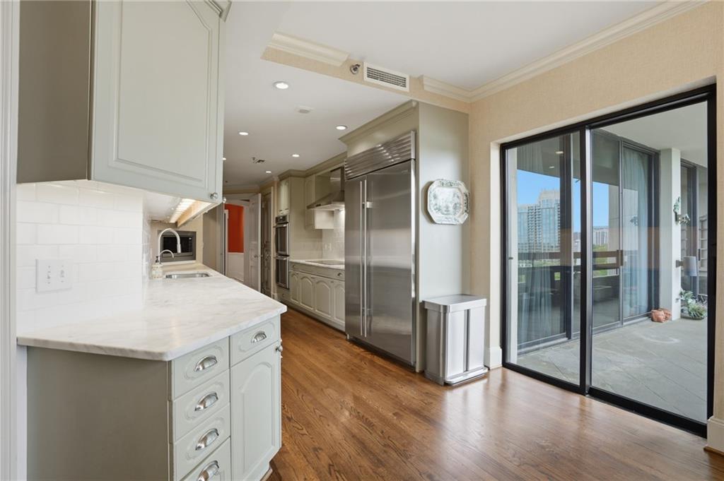 2660 Peachtree Road NW Unit 20G