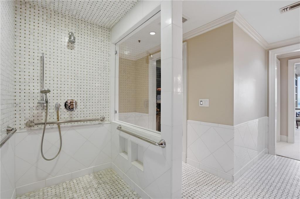 2660 Peachtree Road NW Unit 20G