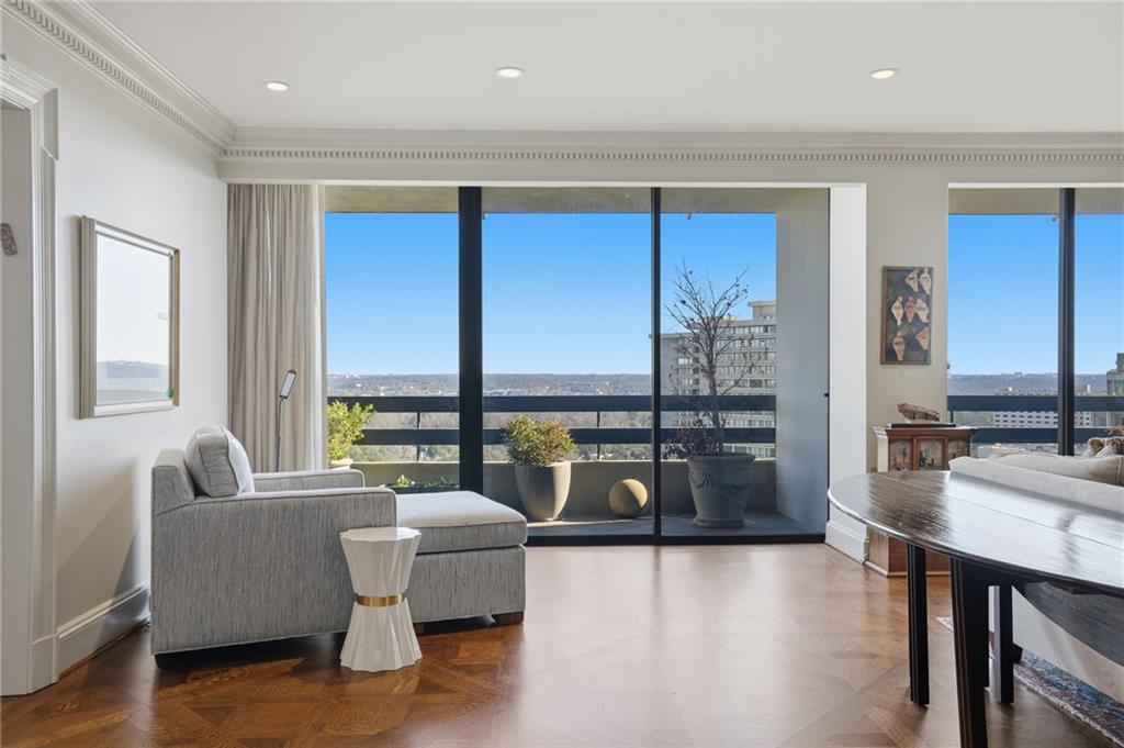 2660 Peachtree Road NW Unit 20G