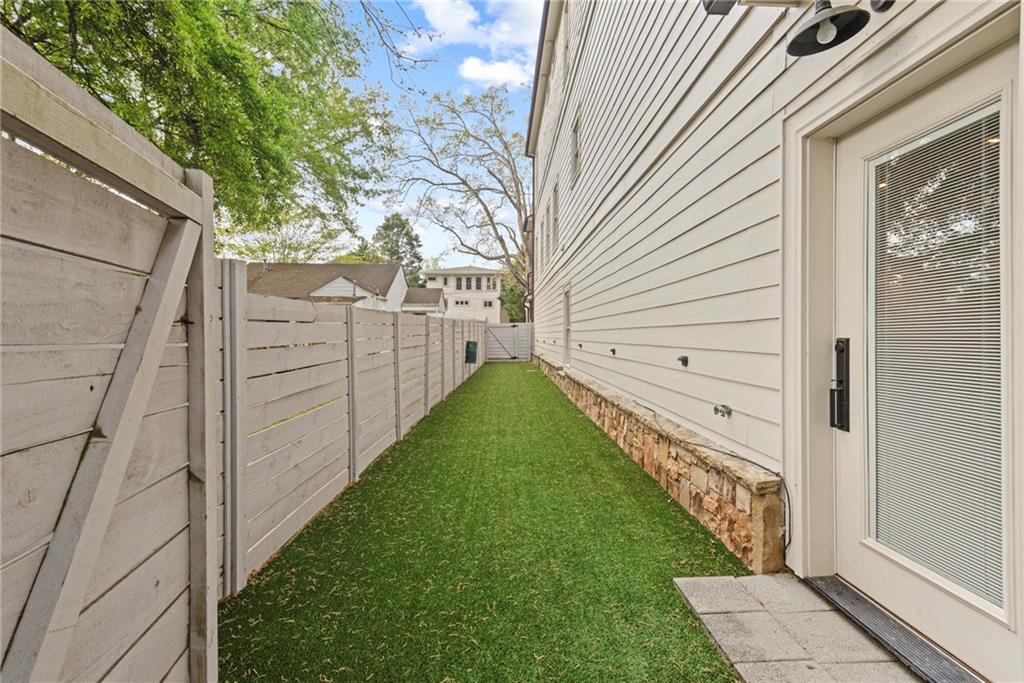 1444 Etowah Drive NE