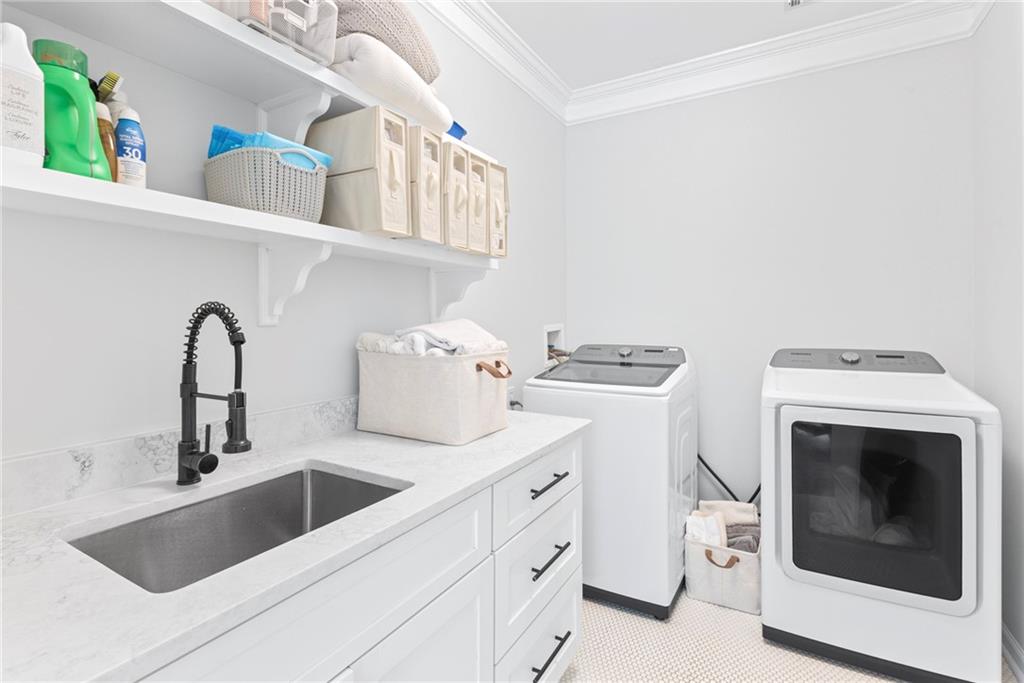 1444 Etowah Drive NE