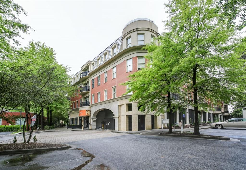 560 Dutch Valley Road NE Unit 2403