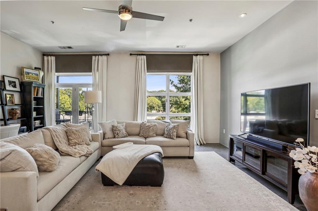 560 Dutch Valley Road NE Unit 2403