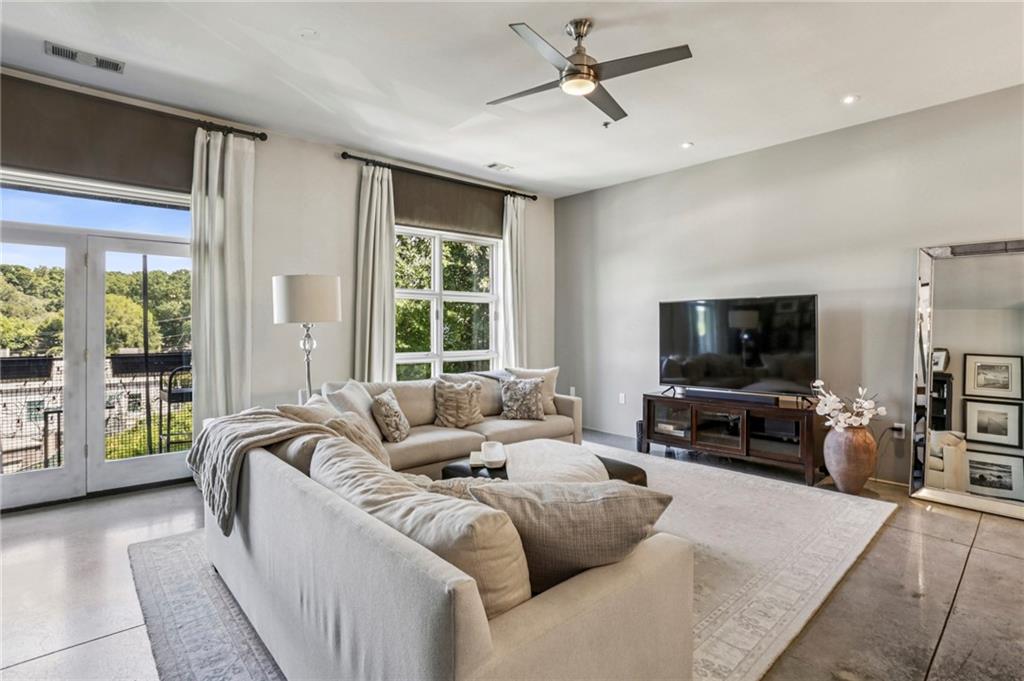 560 Dutch Valley Road NE Unit 2403