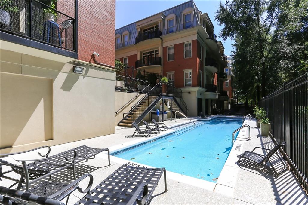 560 Dutch Valley Road NE Unit 2403