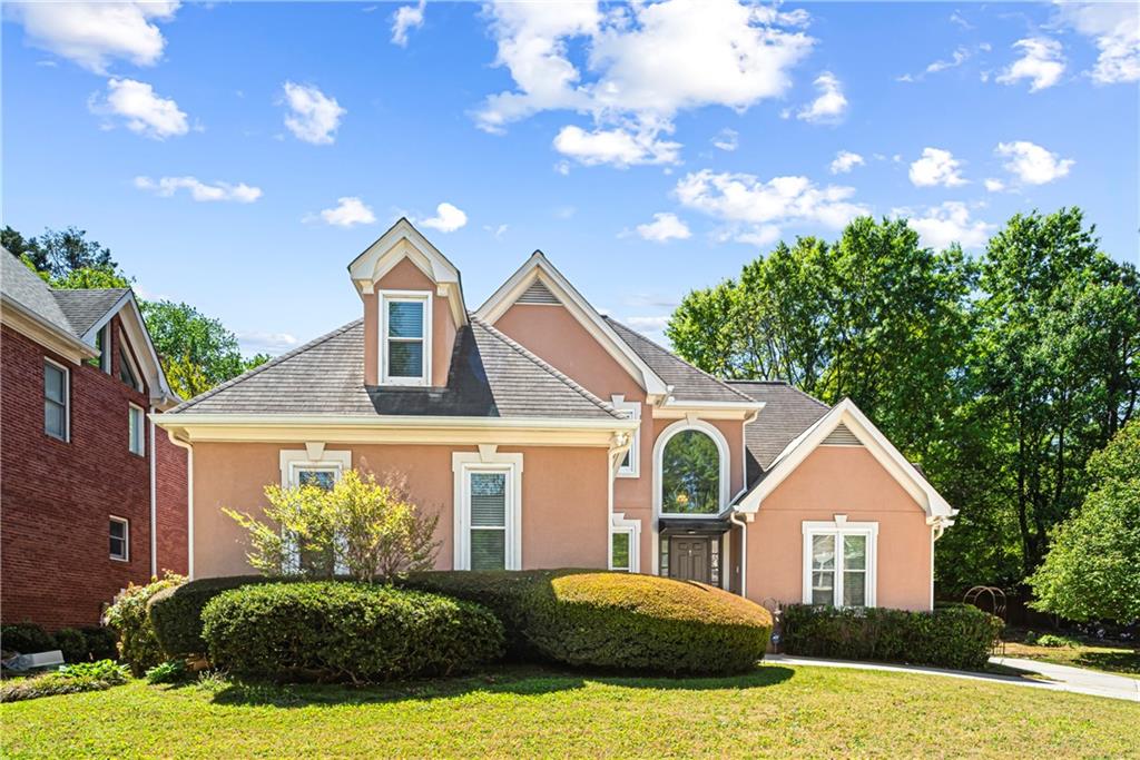 2521 Summeroak Drive