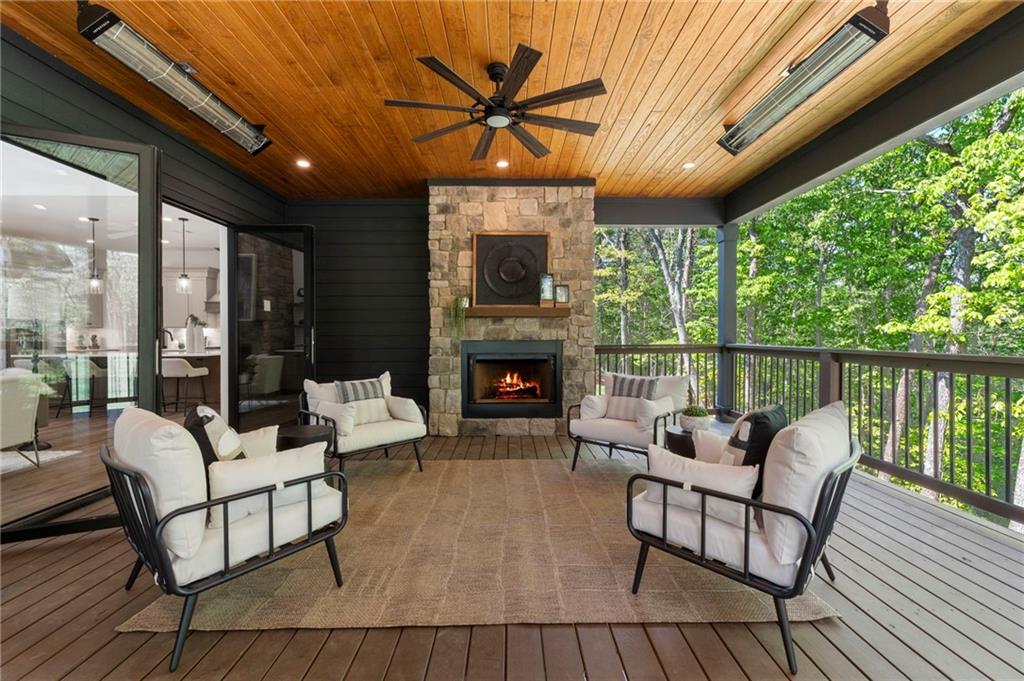 24 Fern Creek Court