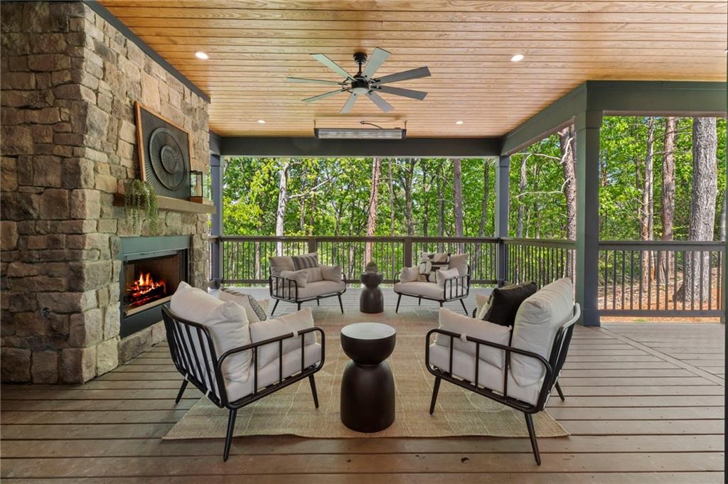 24 Fern Creek Court