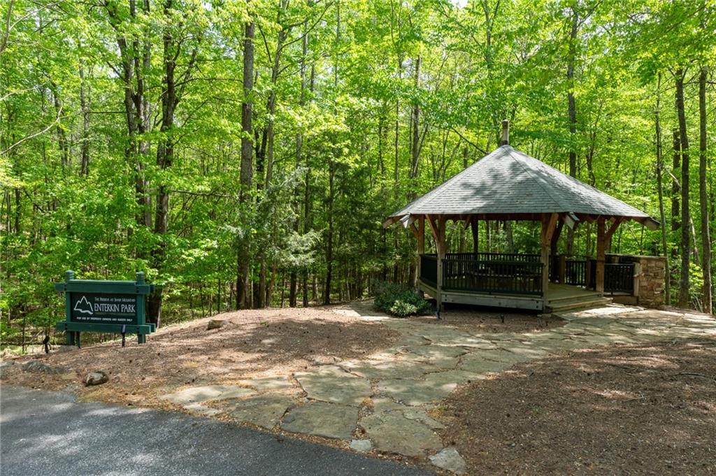 24 Fern Creek Court