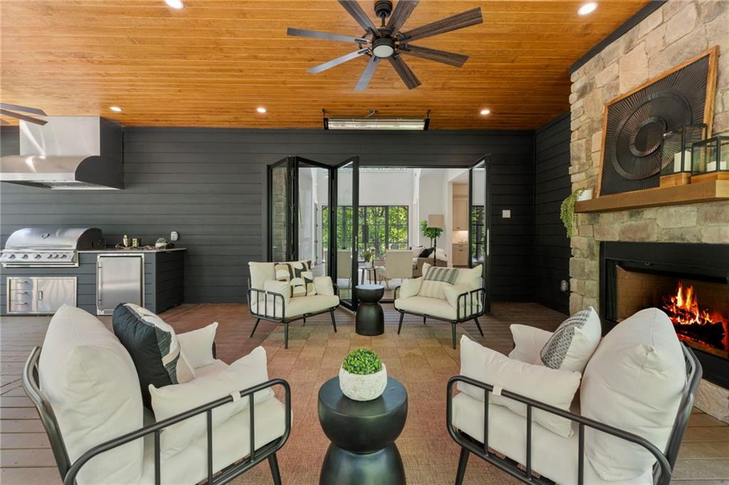 24 Fern Creek Court