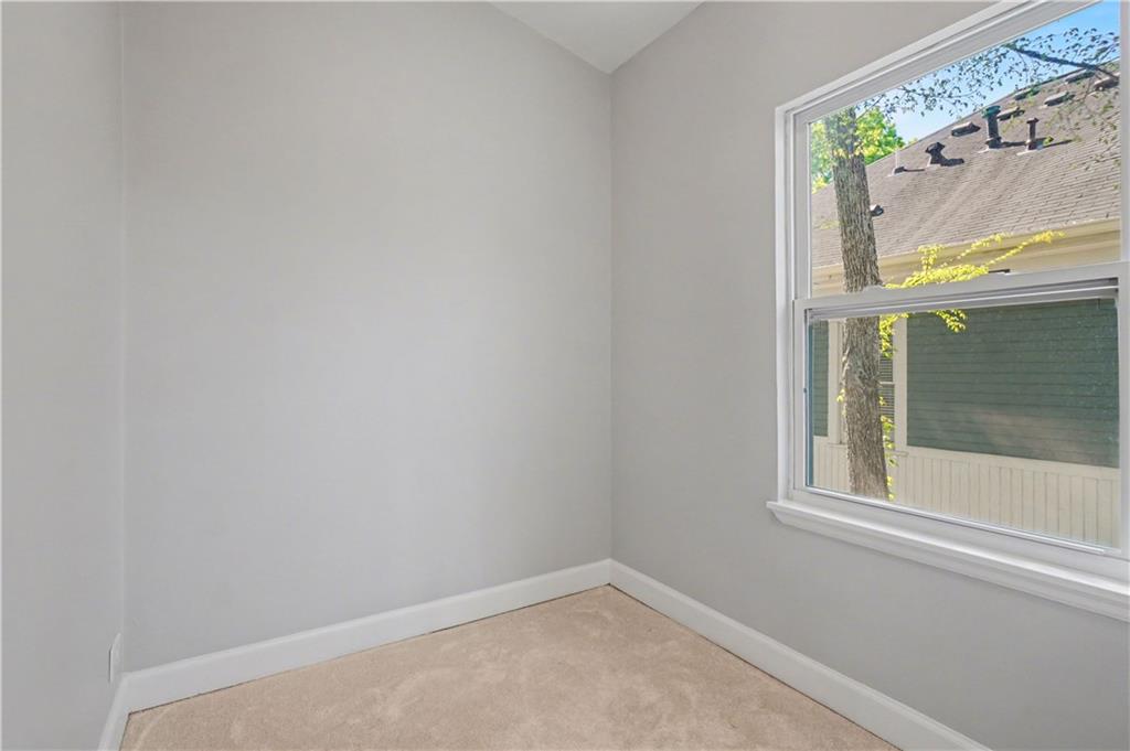 308 Harden Street SE