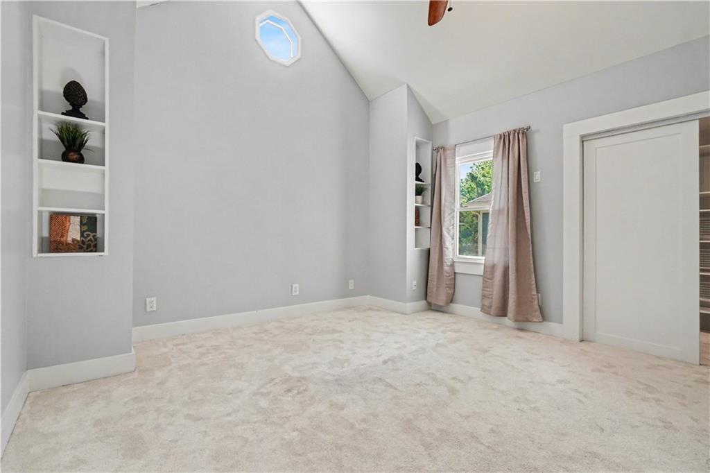 308 Harden Street SE