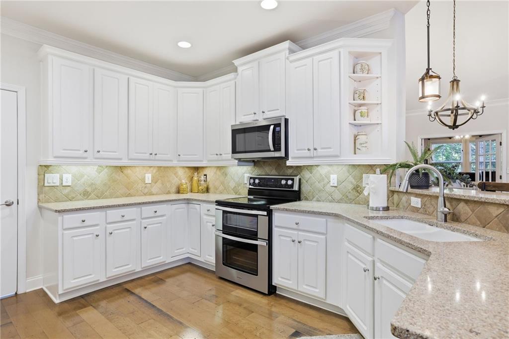 2637 Grapevine Circle Unit 702