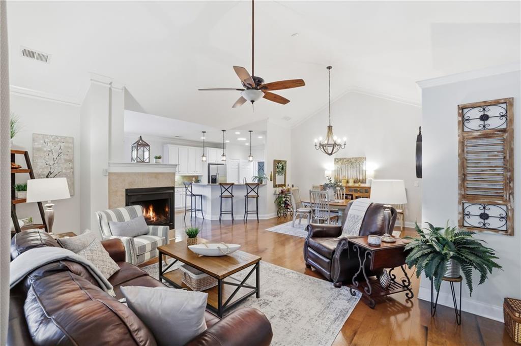 2637 Grapevine Circle Unit 702