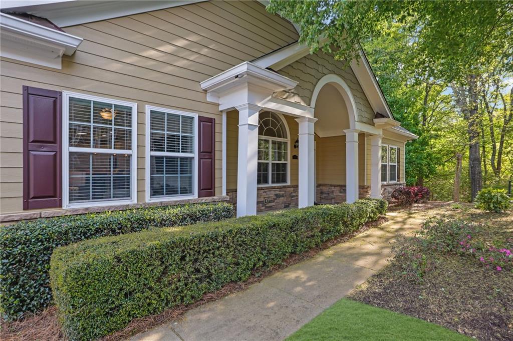 2637 Grapevine Circle Unit 702