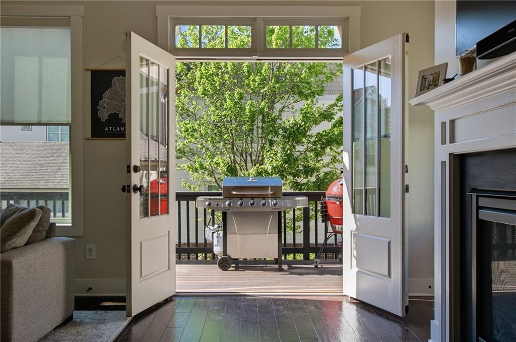 651 East Avenue NE Unit B