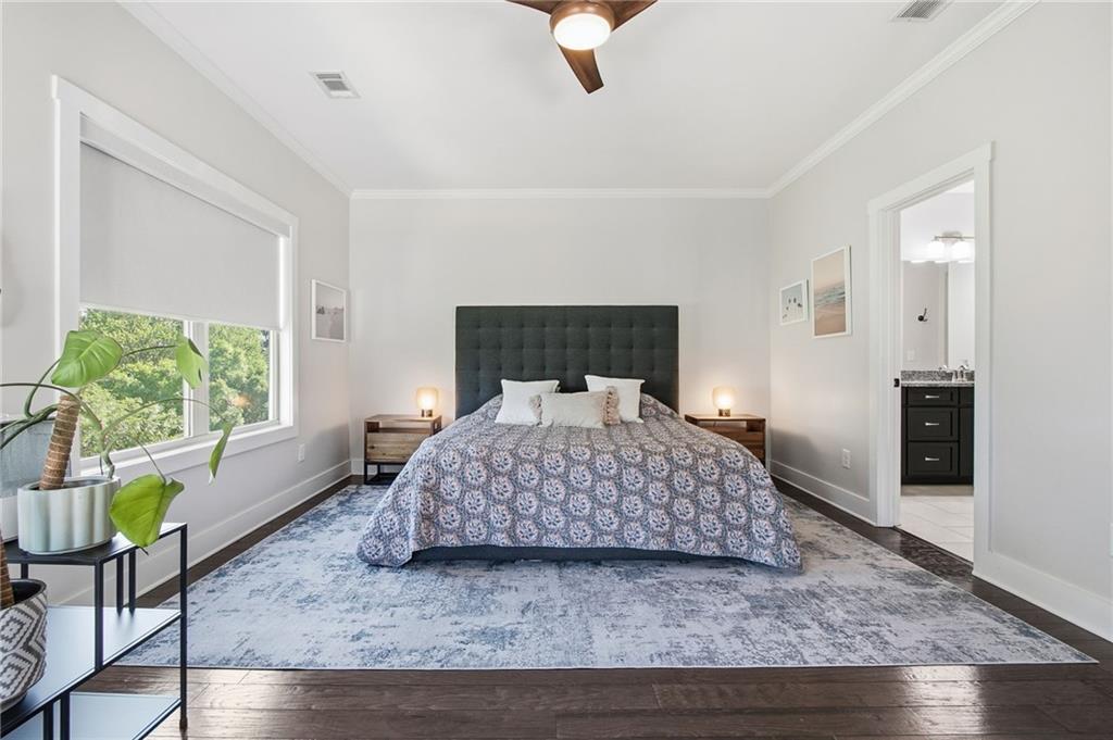 651 East Avenue NE Unit B