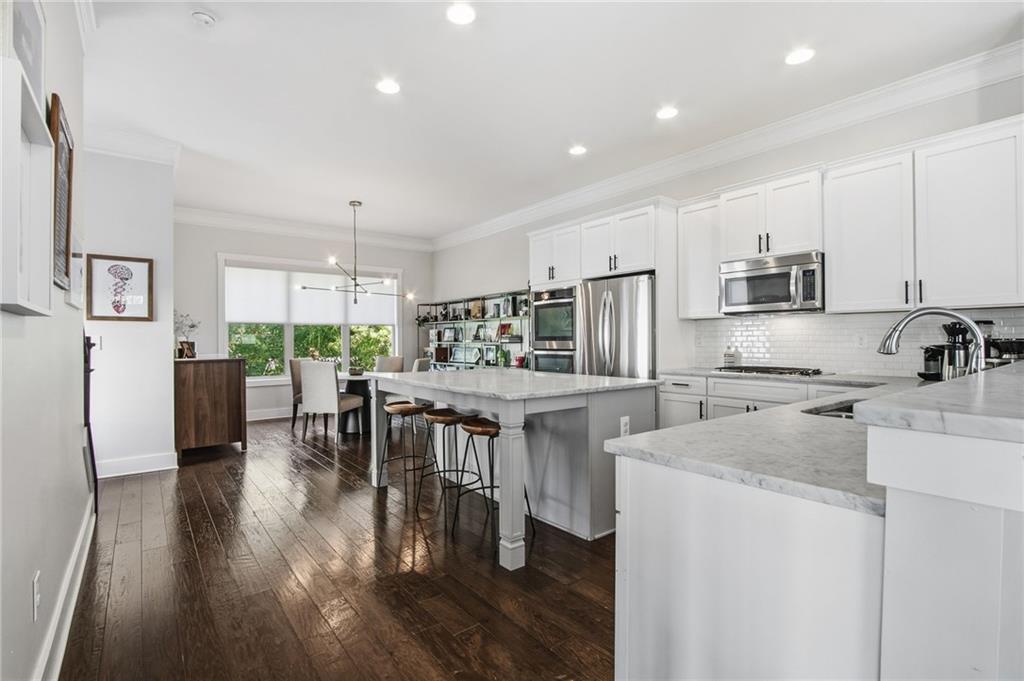 651 East Avenue NE Unit B