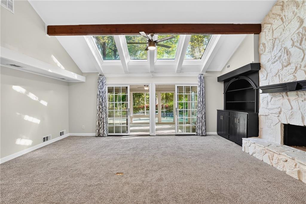 1190 W Wesley Road NW