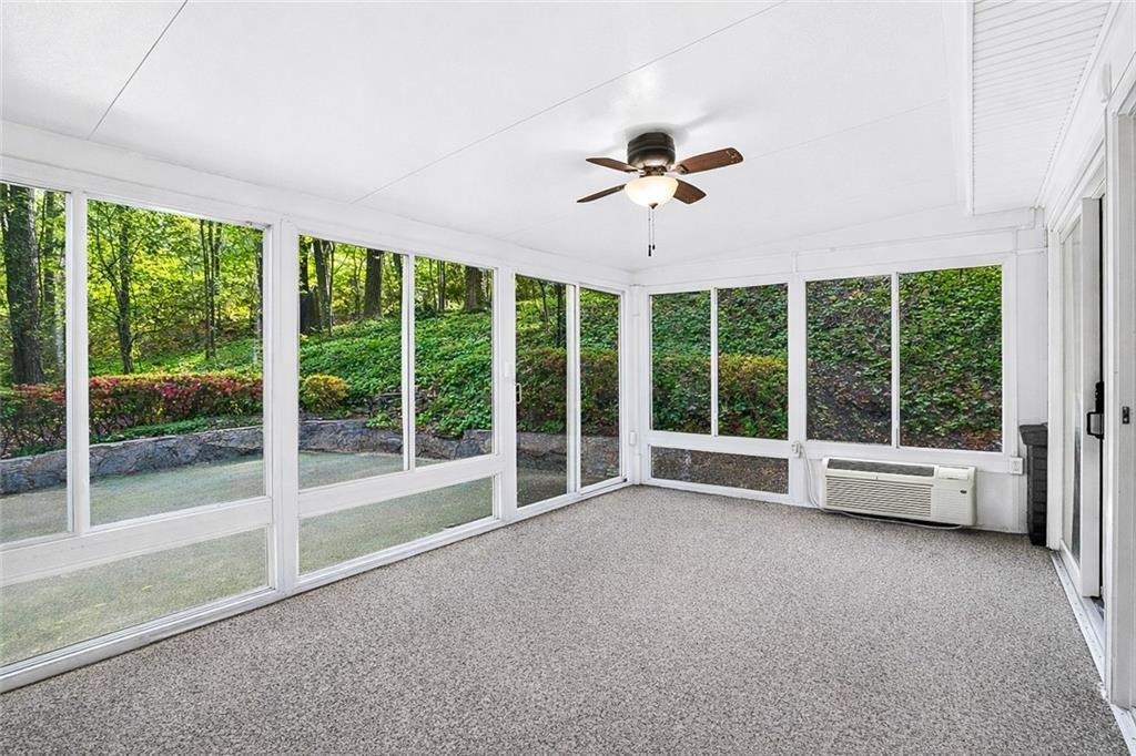 1190 W Wesley Road NW