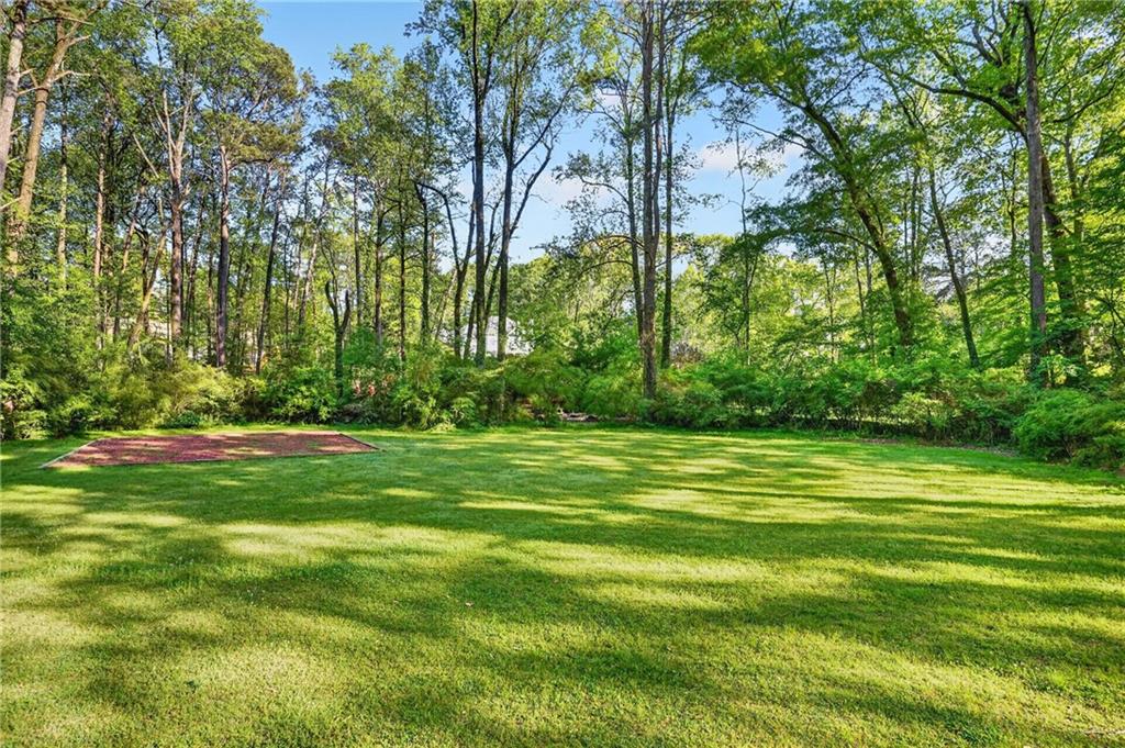 1190 W Wesley Road NW