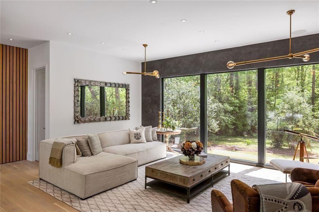 17 Interlochen NE