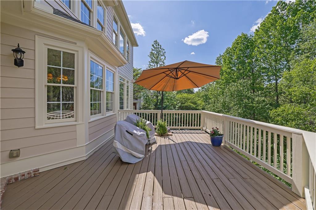 2340 Gladstone Place