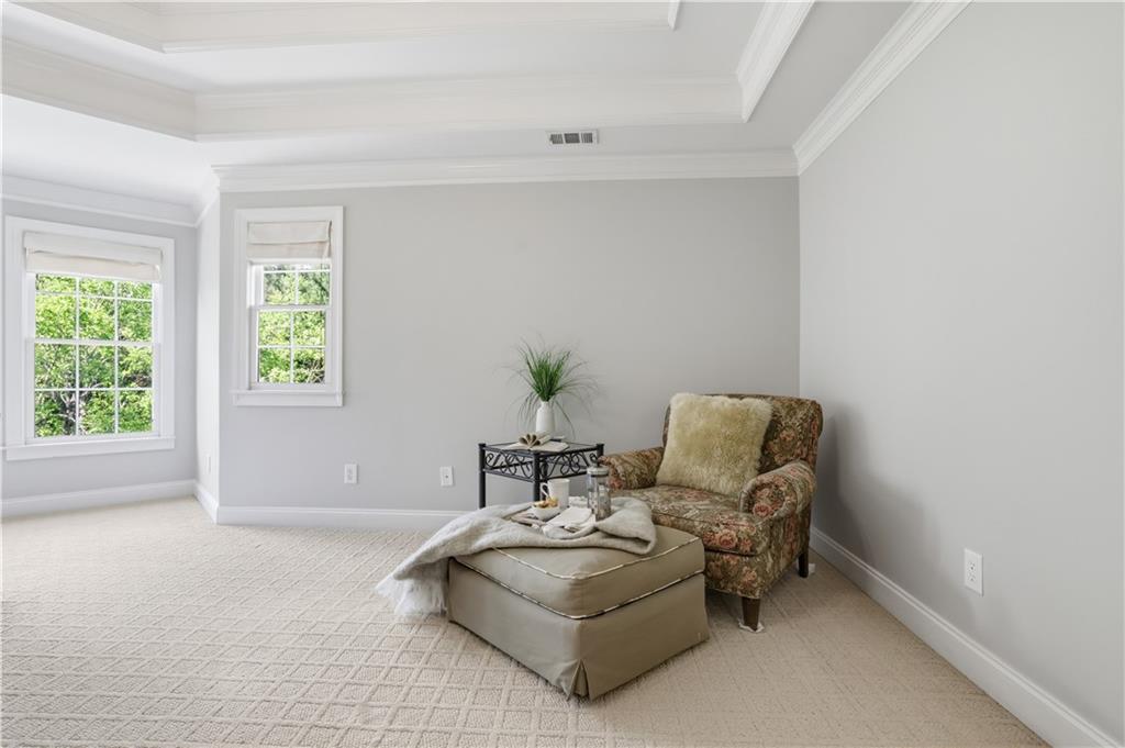 2340 Gladstone Place