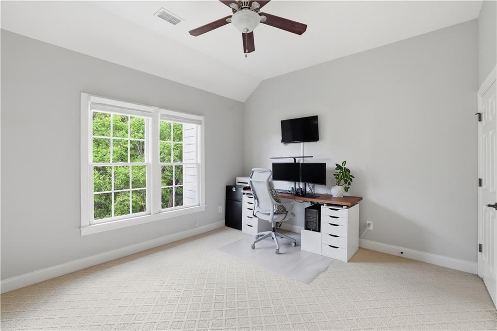 2340 Gladstone Place