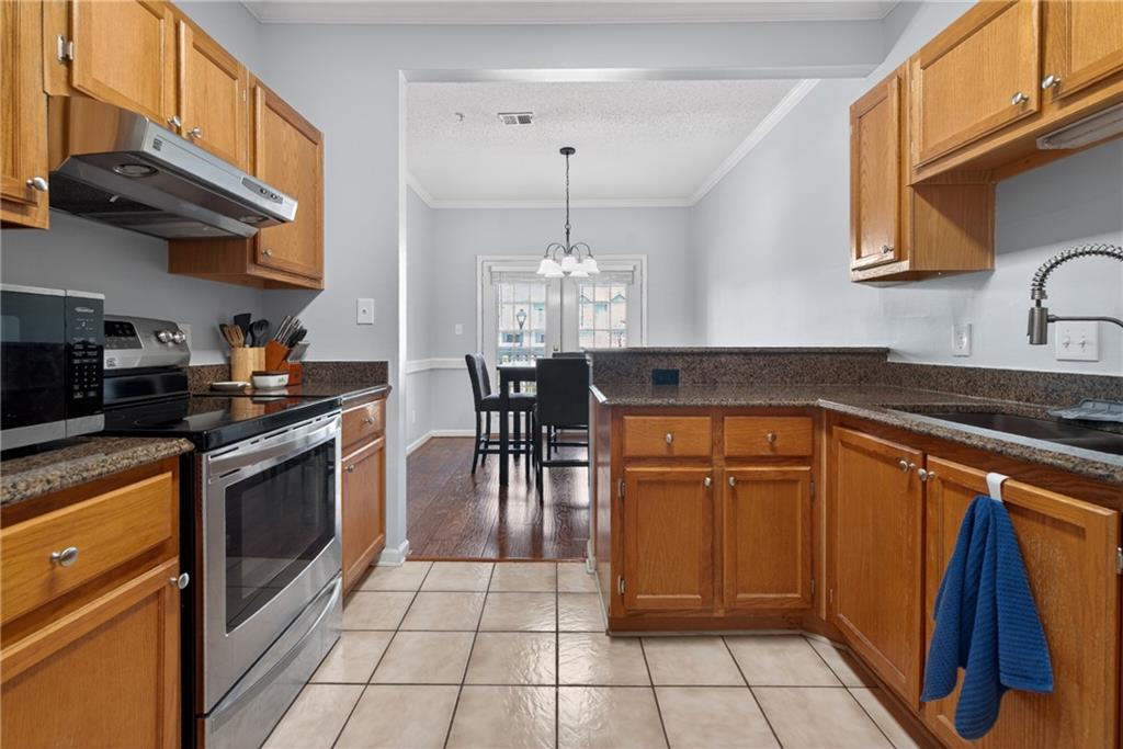 105 Vinings Forest Circle SE