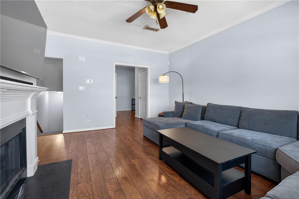 105 Vinings Forest Circle SE