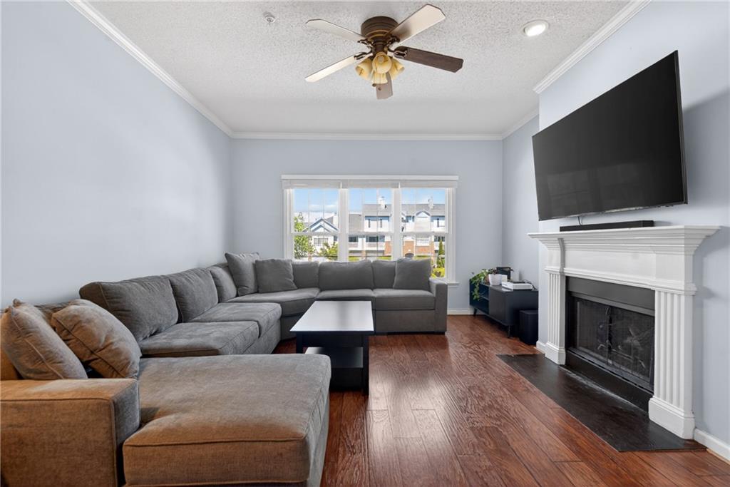 105 Vinings Forest Circle SE