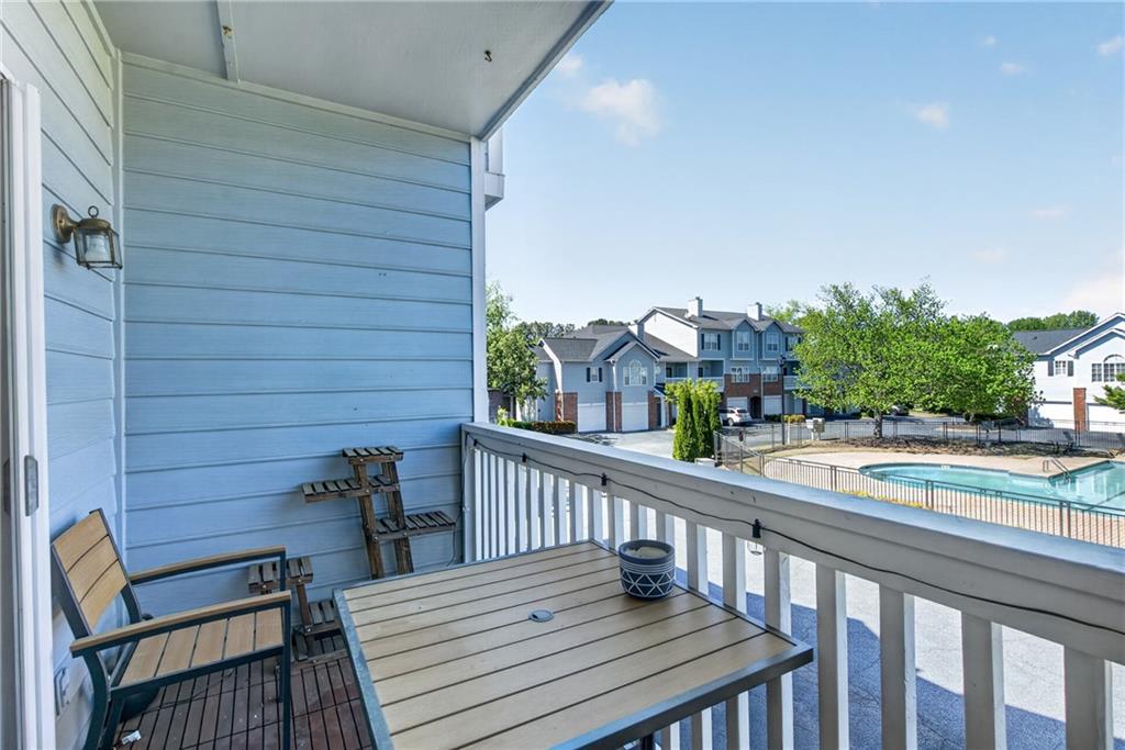 105 Vinings Forest Circle SE