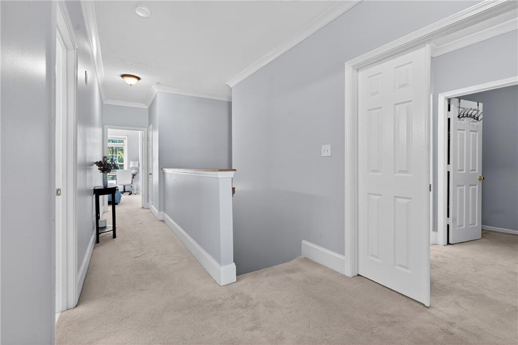 105 Vinings Forest Circle SE