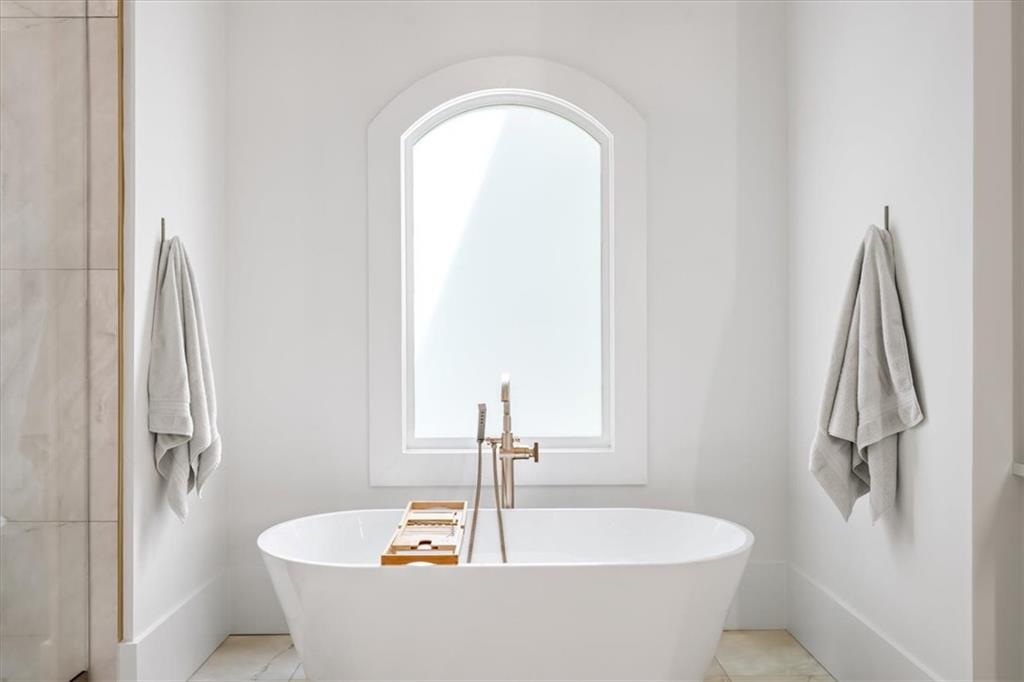 4970 Lake Forrest Drive