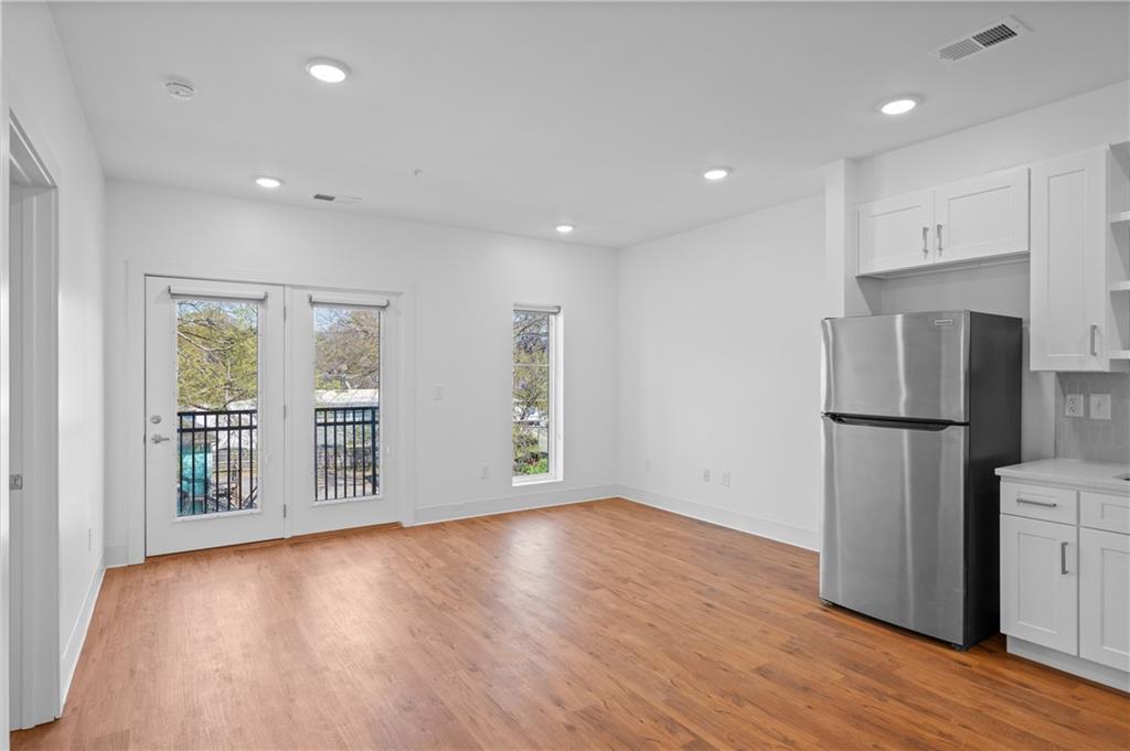 456 Flat Shoals Avenue SE Unit 202