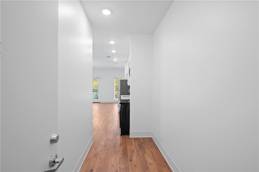 456 Flat Shoals Avenue SE Unit 202