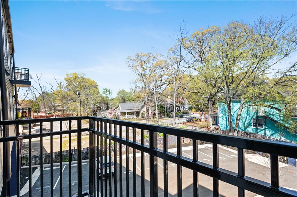 456 Flat Shoals Avenue SE Unit 202