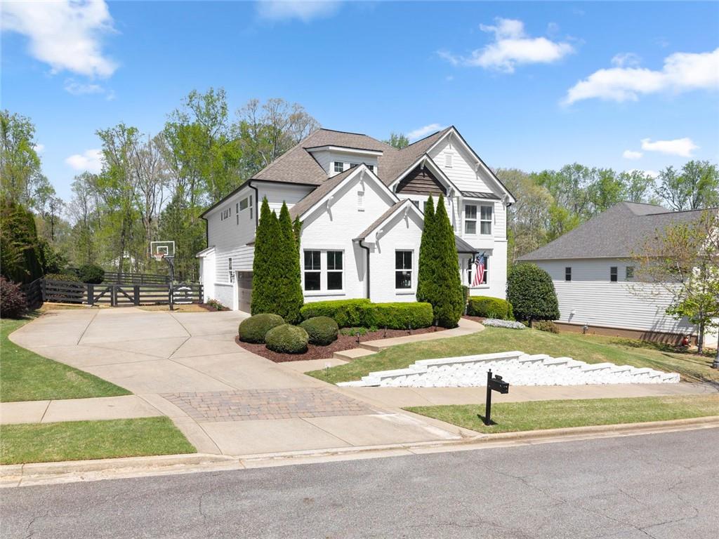 706 Paint Horse Drive