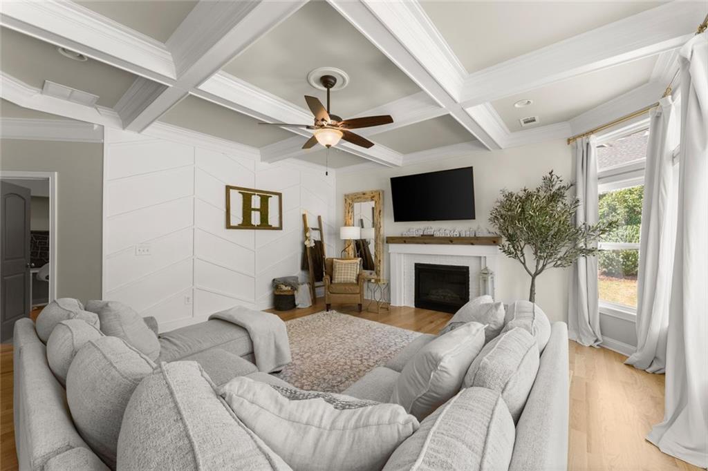 706 Paint Horse Drive