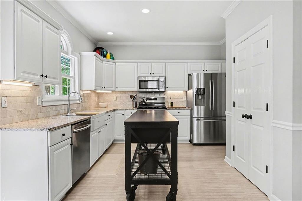 1845 N Milford Creek Lane SW